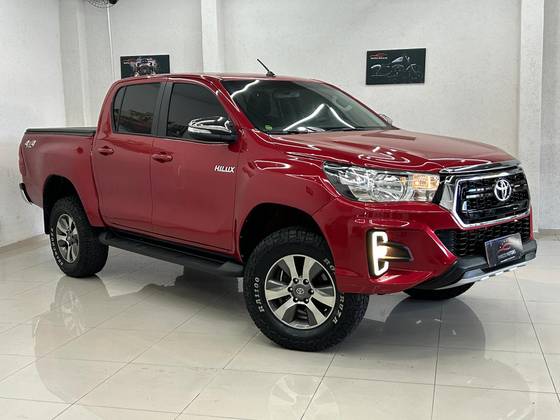 TOYOTA HILUX 2.8 SRV 4X4 CD 16V DIESEL 4P AUTOMÁTICO
